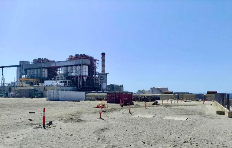 Reclamaciones interpuestas por vecinos de Mejillones y observantes en proceso de revisión de la Resolución de Calificación Ambiental de la Central Termoeléctrica Angamos, fueron acogidas a trámite