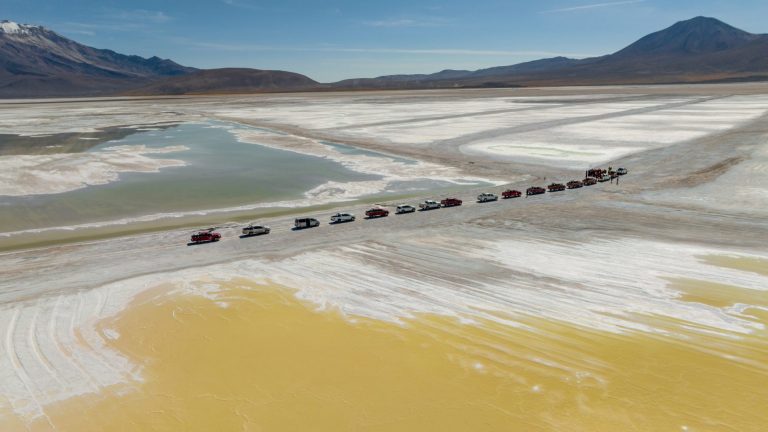 En audiencia se revisa medida cautelar que mantiene la suspensión de faenas de Quiborax en la región de Arica y Parinacota