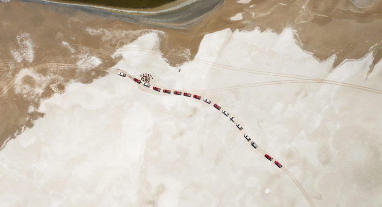 Se alza parcialmente medida cautelar que mantiene paralizada la operación de Quiborax en el Salar de Surire