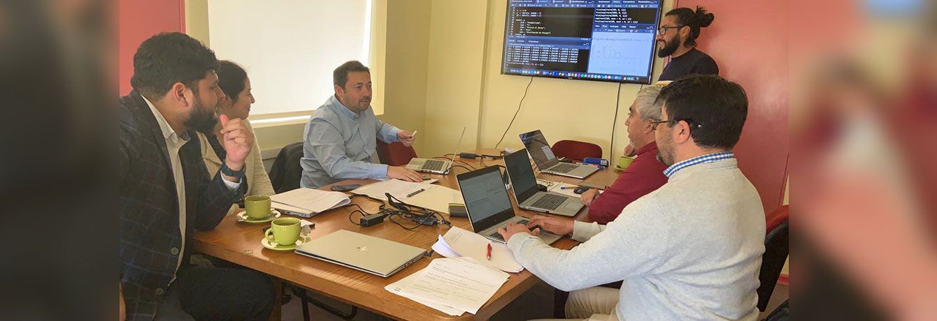 Equipo comité de ciencias se capacita en estadística aplicada ambiental