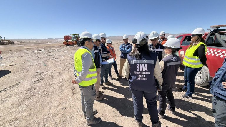 Equipo del Primer Tribunal Ambiental recorrió dependencias del RESCON para analizar reclamación de la Municipalidad de Calama en contra de multa por supuestos incumplimientos ambientales