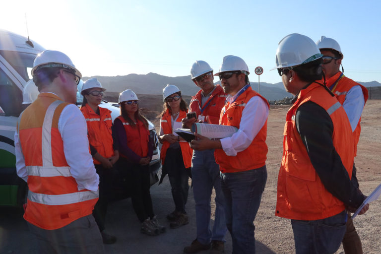 Visita a instalaciones de Minera Sierra Gorda, empresa FCAB y ATI