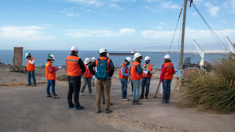 Visita inspectiva a zona de influencia del Muelle Punta Caleta de Puerto Caldera S.A.