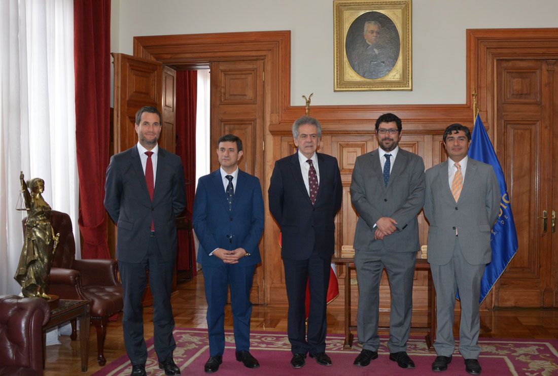 Ministro Cristián Delpiano jura ante la Excelentísima Corte Suprema como titular del Segundo Tribunal Ambiental