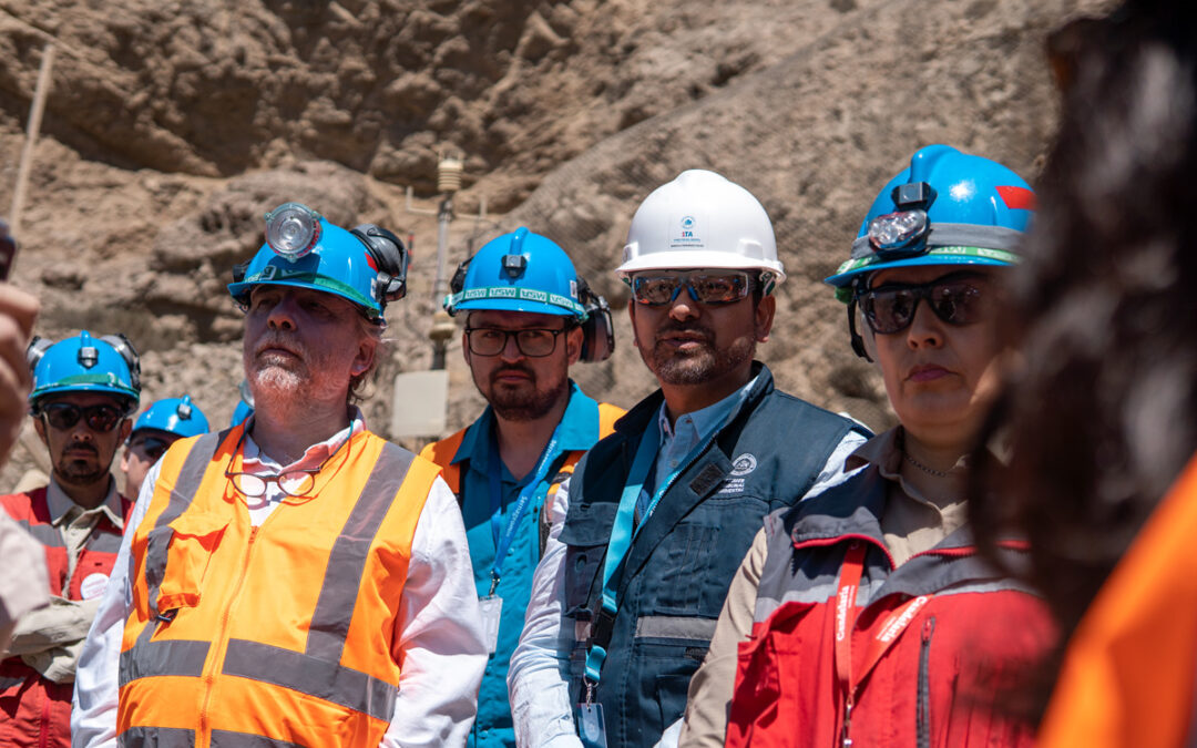 Primer Tribunal Ambiental realiza visita inspectiva a socavón de Tierra Amarilla en el marco de demanda por daño ambiental contra minera Alcaparrosa