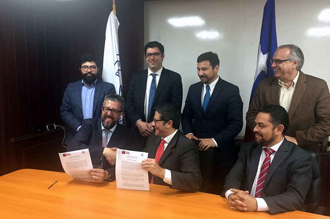 Subsecretario de Medio Ambiente firma convenio de cooperación con Primer Tribunal Ambiental 