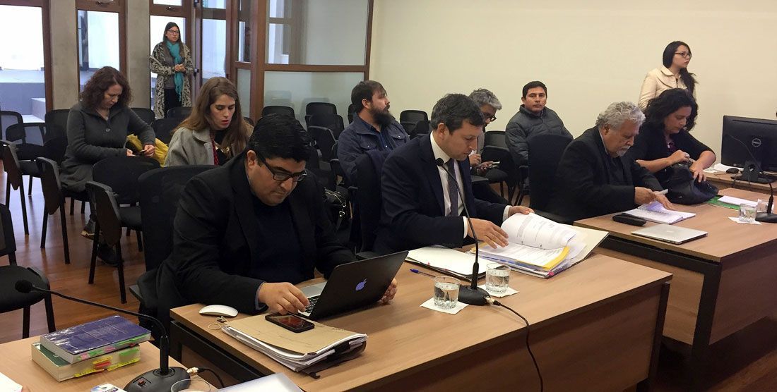  Primer Tribunal Ambiental Logo      Inicio     Consulta de Causas     Información Institucional     Transmisiones     Noticias     Contacto  1TA llama a conciliación en caso de demanda por daño ambiental