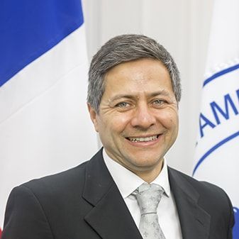 Ministro Daniel Guevara C.