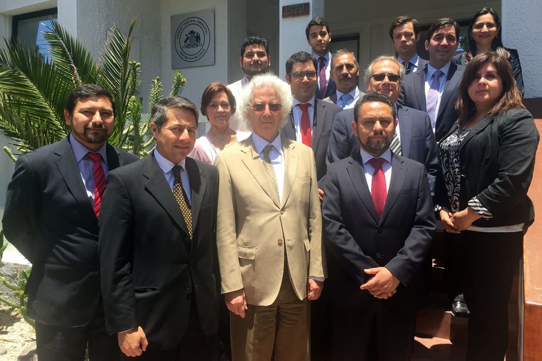 Ministro Dahm de la Corte Suprema sostiene reunión de trabajo en el 1º Tribunal Ambiental